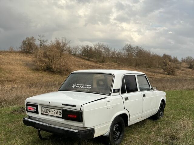 Білий ВАЗ 2107, об'ємом двигуна 1.5 л та пробігом 20 тис. км за 343 $, фото 4 на Automoto.ua