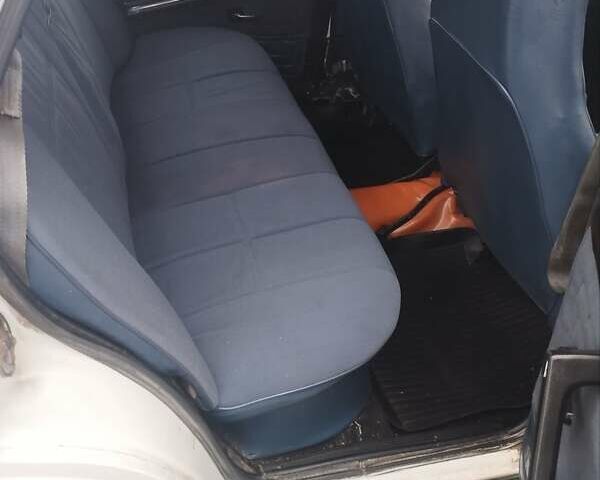 Белый ВАЗ 2107, объемом двигателя 1.5 л и пробегом 160 тыс. км за 950 $, фото 9 на Automoto.ua