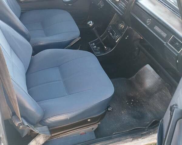 Білий ВАЗ 2107, об'ємом двигуна 1.5 л та пробігом 160 тис. км за 950 $, фото 5 на Automoto.ua