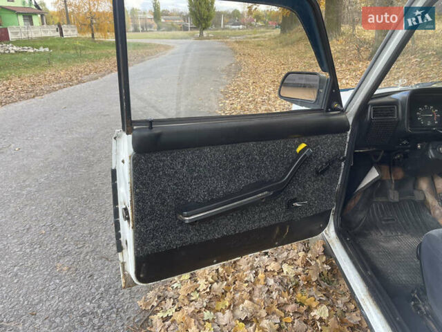ВАЗ 2107 1989 в Виннице на Automoto.ua Белый ВАЗ 2107, объемом двигателя 1.45 л и пробегом 777 тыс. км за 900 $, фото 5 на Automoto.ua
