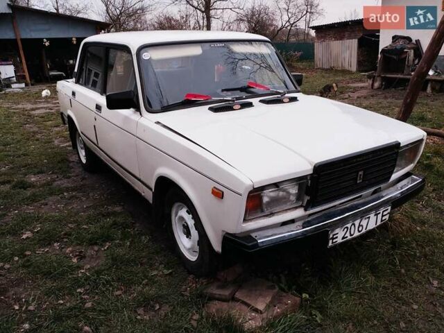 Белый ВАЗ 2107, объемом двигателя 1.5 л и пробегом 160 тыс. км за 950 $, фото 14 на Automoto.ua