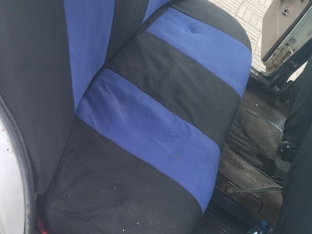 Белый ВАЗ 2107, объемом двигателя 1 л и пробегом 99 тыс. км за 555 $, фото 8 на Automoto.ua