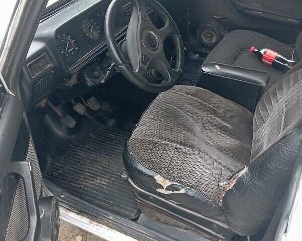 Белый ВАЗ 2107, объемом двигателя 0 л и пробегом 100 тыс. км за 604 $, фото 3 на Automoto.ua