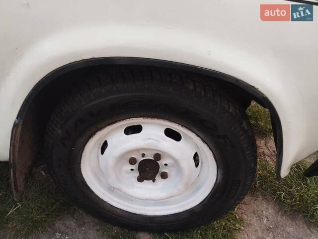 Белый ВАЗ 2107, объемом двигателя 1.5 л и пробегом 159 тыс. км за 950 $, фото 1 на Automoto.ua