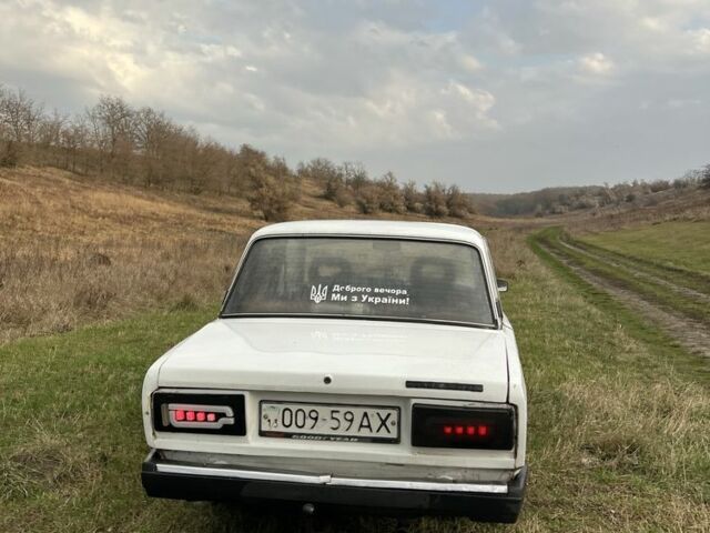 Білий ВАЗ 2107, об'ємом двигуна 1.5 л та пробігом 20 тис. км за 343 $, фото 5 на Automoto.ua