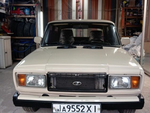 Білий ВАЗ 2107, об'ємом двигуна 1.3 л та пробігом 70 тис. км за 1250 $, фото 5 на Automoto.ua