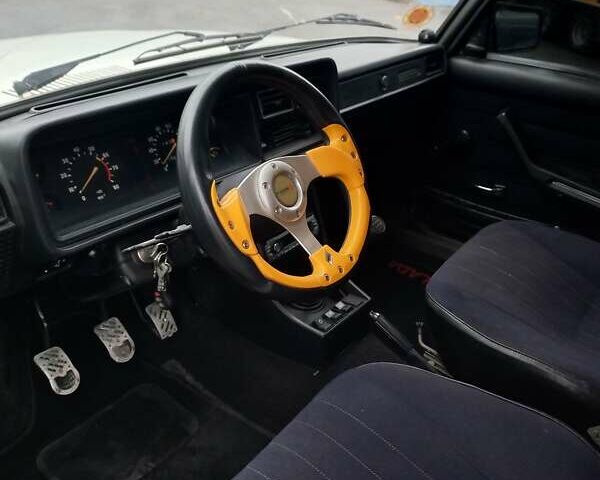 Білий ВАЗ 2107, об'ємом двигуна 1.5 л та пробігом 112 тис. км за 3000 $, фото 8 на Automoto.ua