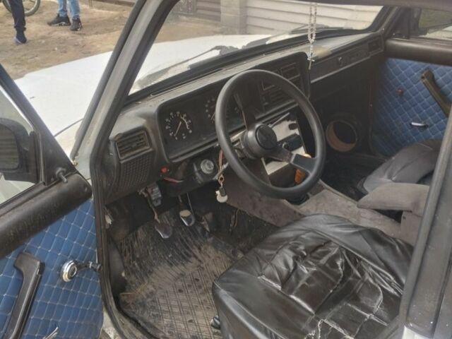 Белый ВАЗ 2107, объемом двигателя 0 л и пробегом 45 тыс. км за 411 $, фото 5 на Automoto.ua