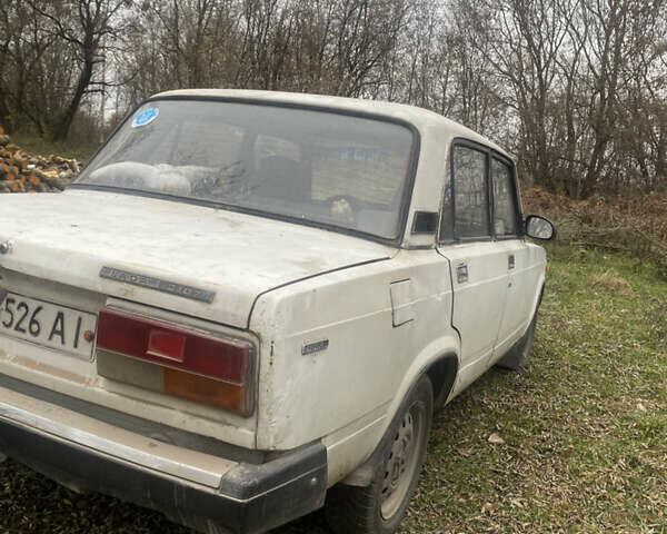 Белый ВАЗ 2107, объемом двигателя 1.5 л и пробегом 531 тыс. км за 467 $, фото 2 на Automoto.ua