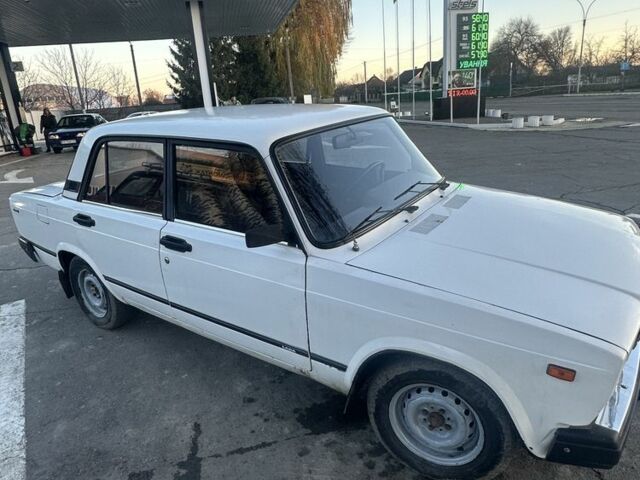 Белый ВАЗ 2107, объемом двигателя 0 л и пробегом 10 тыс. км за 1250 $, фото 2 на Automoto.ua