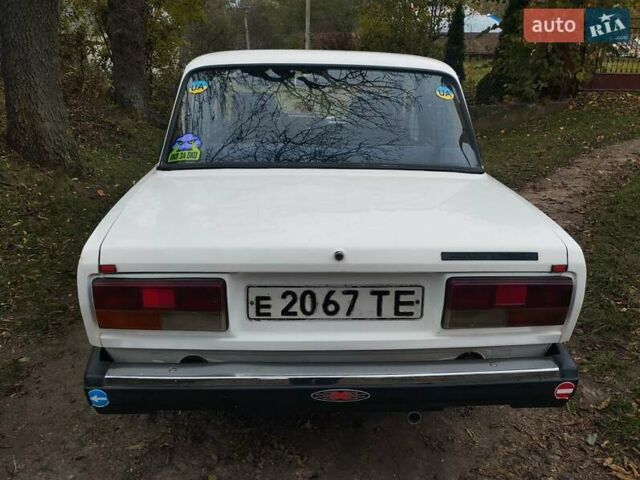 ВАЗ 2107 1989 в Теребовле на Automoto.ua Белый ВАЗ 2107, объемом двигателя 0 л и пробегом 159 тыс. км за 950 $, фото 2 на Automoto.ua