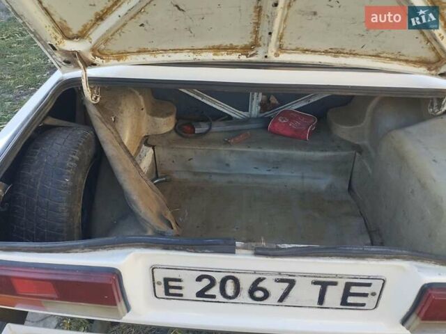 Білий ВАЗ 2107, об'ємом двигуна 1.5 л та пробігом 160 тис. км за 950 $, фото 12 на Automoto.ua