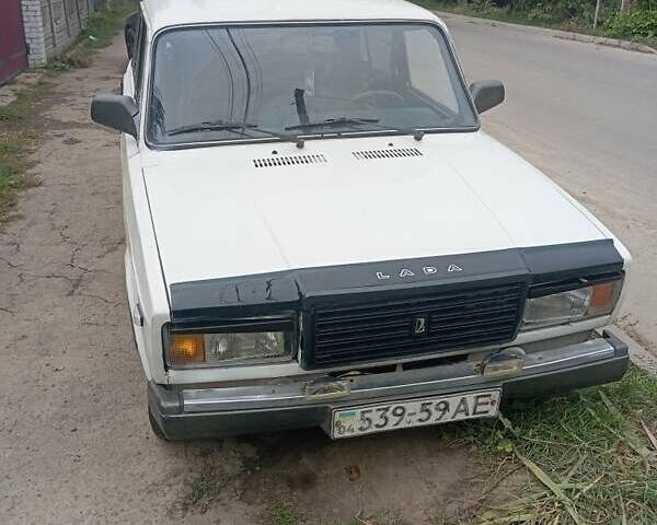 Белый ВАЗ 2107, объемом двигателя 0 л и пробегом 100 тыс. км за 604 $, фото 2 на Automoto.ua