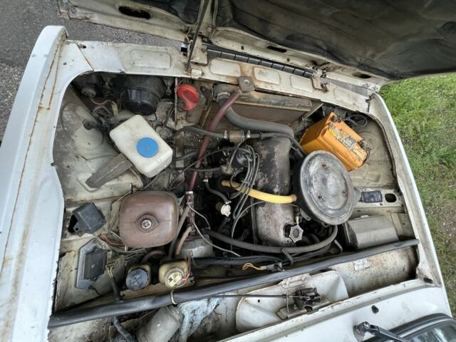 Белый ВАЗ 2107, объемом двигателя 1.5 л и пробегом 2 тыс. км за 550 $, фото 6 на Automoto.ua