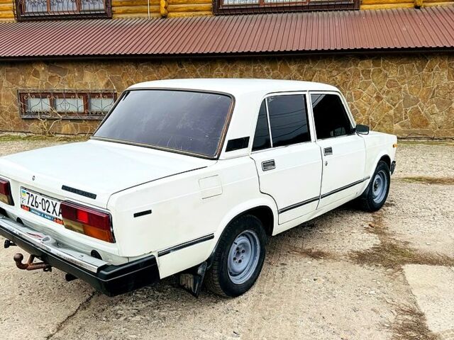 Белый ВАЗ 2107, объемом двигателя 1.5 л и пробегом 250 тыс. км за 1050 $, фото 3 на Automoto.ua