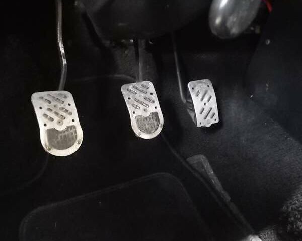 Білий ВАЗ 2107, об'ємом двигуна 1.5 л та пробігом 112 тис. км за 3000 $, фото 19 на Automoto.ua