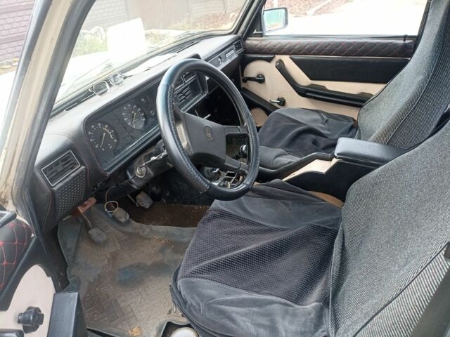 Білий ВАЗ 2107, об'ємом двигуна 1.3 л та пробігом 200 тис. км за 592 $, фото 3 на Automoto.ua