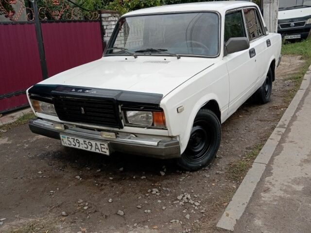 Білий ВАЗ 2107, об'ємом двигуна 0 л та пробігом 100 тис. км за 604 $, фото 8 на Automoto.ua