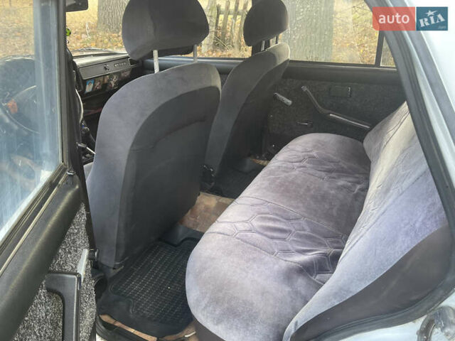 ВАЗ 2107 1989 в Виннице на Automoto.ua Белый ВАЗ 2107, объемом двигателя 1.45 л и пробегом 777 тыс. км за 900 $, фото 4 на Automoto.ua