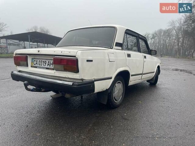 Белый ВАЗ 2107, объемом двигателя 1.6 л и пробегом 100 тыс. км за 638 $, фото 1 на Automoto.ua