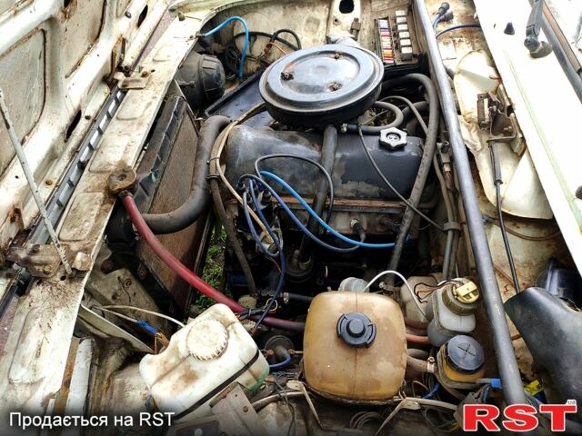 Белый ВАЗ 2107, объемом двигателя 1.6 л и пробегом 315 тыс. км за 300 $, фото 5 на Automoto.ua