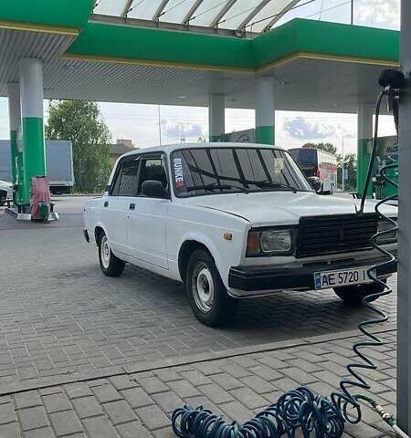 Белый ВАЗ 2107, объемом двигателя 0 л и пробегом 440 тыс. км за 800 $, фото 6 на Automoto.ua