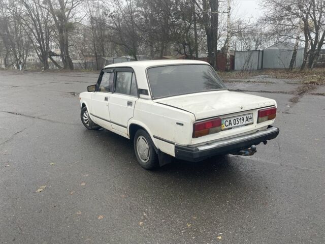 Білий ВАЗ 2107, об'ємом двигуна 1.6 л та пробігом 100 тис. км за 638 $, фото 7 на Automoto.ua