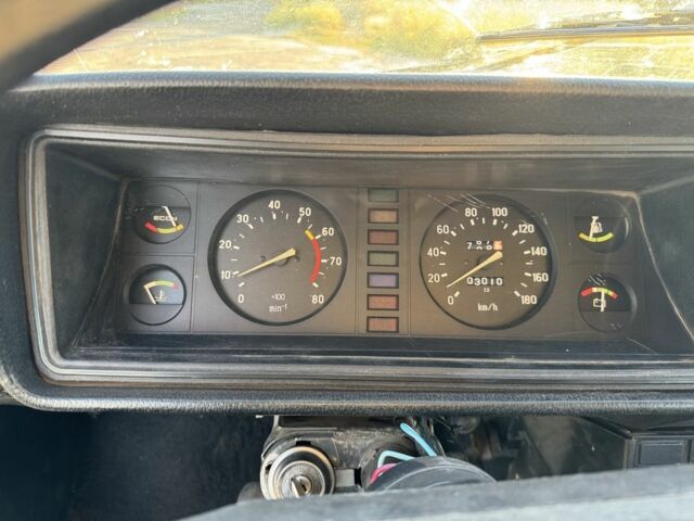 ВАЗ 2107 1990 в Краматорске на Automoto.ua Белый ВАЗ 2107, объемом двигателя 1.5 л и пробегом 90 тыс. км за 663 $, фото 8 на Automoto.ua