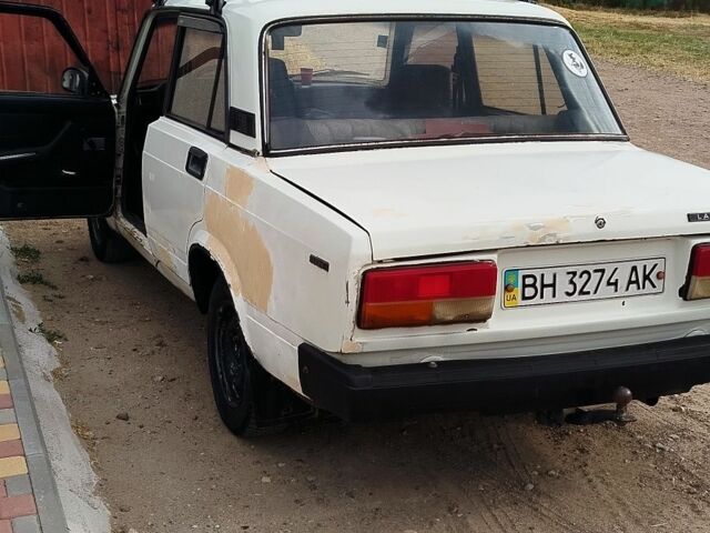 Белый ВАЗ 2107, объемом двигателя 0 л и пробегом 80 тыс. км за 600 $, фото 3 на Automoto.ua