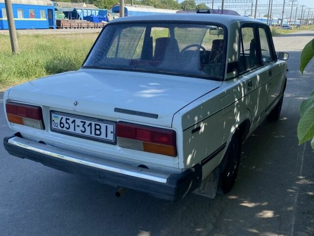 Белый ВАЗ 2107, объемом двигателя 1.5 л и пробегом 65 тыс. км за 700 $, фото 4 на Automoto.ua