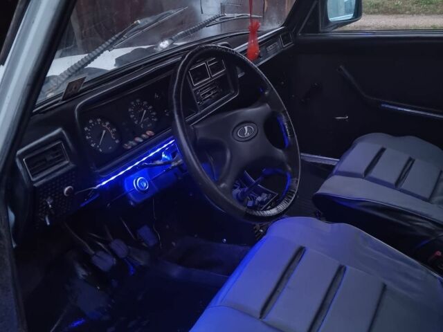 ВАЗ 2107 1990 в Нежине на Automoto.ua Белый ВАЗ 2107, объемом двигателя 1.5 л и пробегом 50 тыс. км за 535 $, фото 11 на Automoto.ua