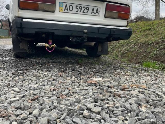 Белый ВАЗ 2107, объемом двигателя 1.5 л и пробегом 3 тыс. км за 370 $, фото 4 на Automoto.ua