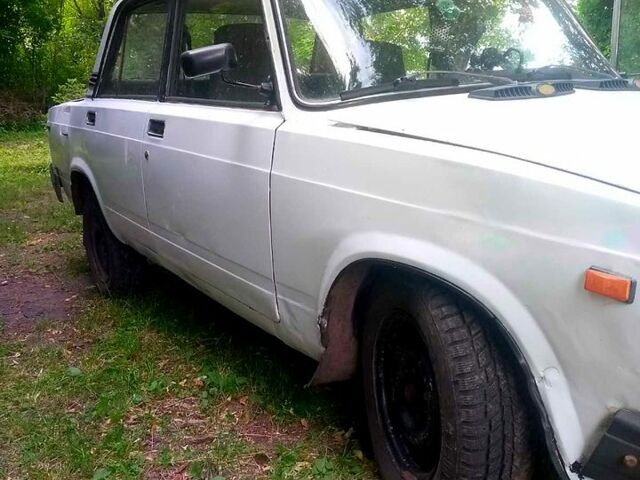 Белый ВАЗ 2107, объемом двигателя 1.6 л и пробегом 383 тыс. км за 360 $, фото 1 на Automoto.ua