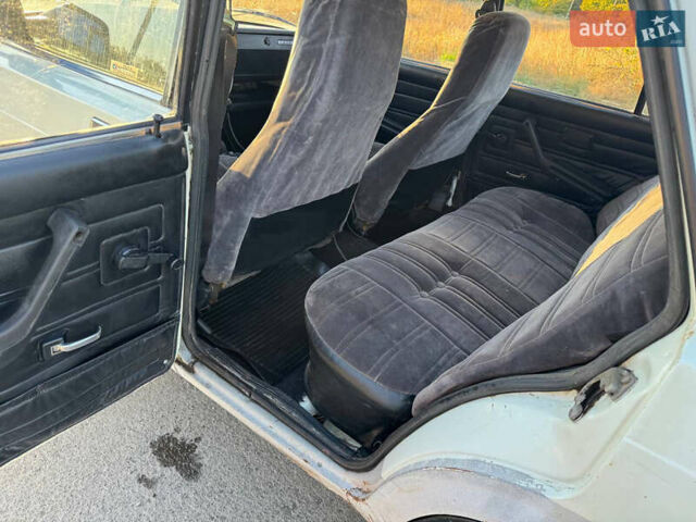 Білий ВАЗ 2107, об'ємом двигуна 1.5 л та пробігом 90 тис. км за 39000 $, фото 7 на Automoto.ua