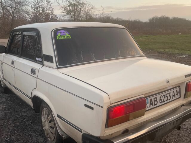 Белый ВАЗ 2107, объемом двигателя 1.5 л и пробегом 50 тыс. км за 595 $, фото 5 на Automoto.ua