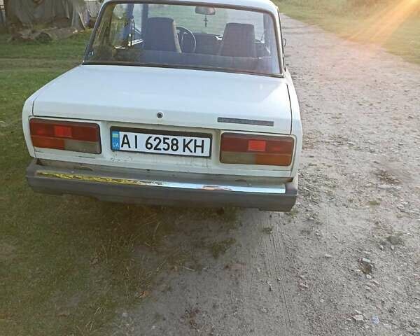 Белый ВАЗ 2107, объемом двигателя 1.3 л и пробегом 100 тыс. км за 472 $, фото 5 на Automoto.ua