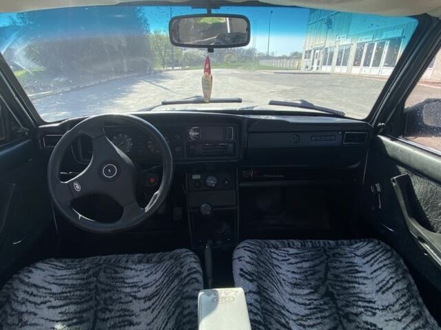 Белый ВАЗ 2107, объемом двигателя 1.6 л и пробегом 131 тыс. км за 526 $, фото 4 на Automoto.ua