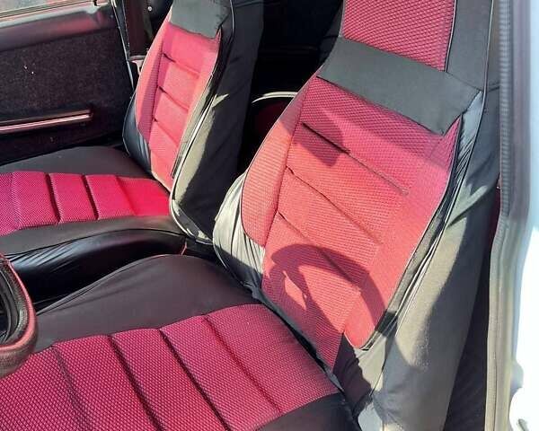 Білий ВАЗ 2107, об'ємом двигуна 1.45 л та пробігом 190 тис. км за 1100 $, фото 5 на Automoto.ua