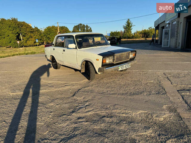 Білий ВАЗ 2107, об'ємом двигуна 1.5 л та пробігом 90 тис. км за 39000 $, фото 4 на Automoto.ua