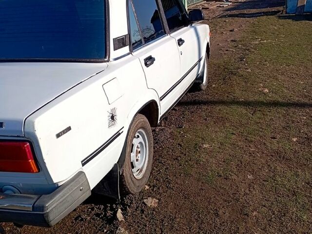 Белый ВАЗ 2107, объемом двигателя 1.5 л и пробегом 0 тыс. км за 1030 $, фото 1 на Automoto.ua