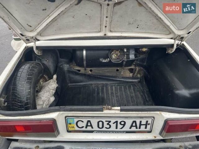 Белый ВАЗ 2107, объемом двигателя 1.6 л и пробегом 100 тыс. км за 638 $, фото 5 на Automoto.ua