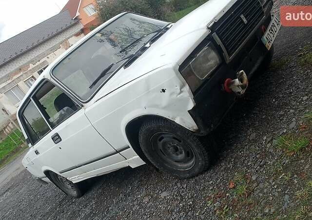 Белый ВАЗ 2107, объемом двигателя 0 л и пробегом 70 тыс. км за 239 $, фото 1 на Automoto.ua