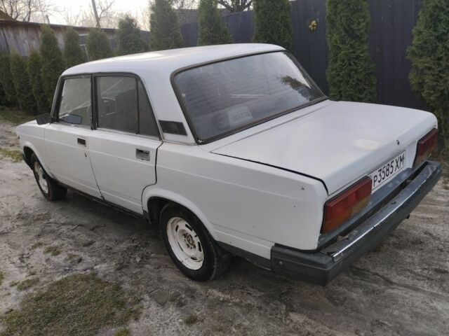 Белый ВАЗ 2107, объемом двигателя 1 л и пробегом 24 тыс. км за 650 $, фото 3 на Automoto.ua