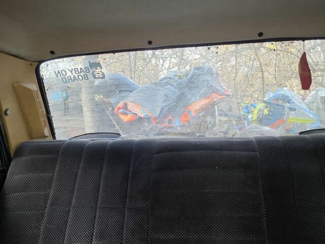 Белый ВАЗ 2107, объемом двигателя 1.5 л и пробегом 1 тыс. км за 899 $, фото 4 на Automoto.ua