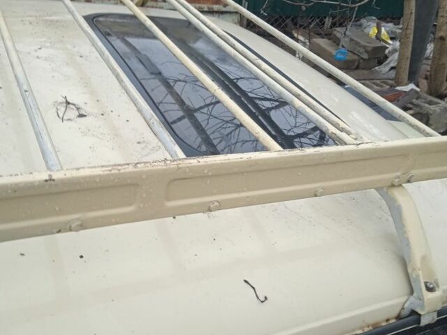 Белый ВАЗ 2107, объемом двигателя 0 л и пробегом 10 тыс. км за 740 $, фото 3 на Automoto.ua