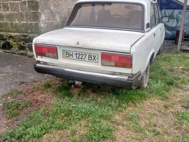 Белый ВАЗ 2107, объемом двигателя 0 л и пробегом 100 тыс. км за 550 $, фото 1 на Automoto.ua