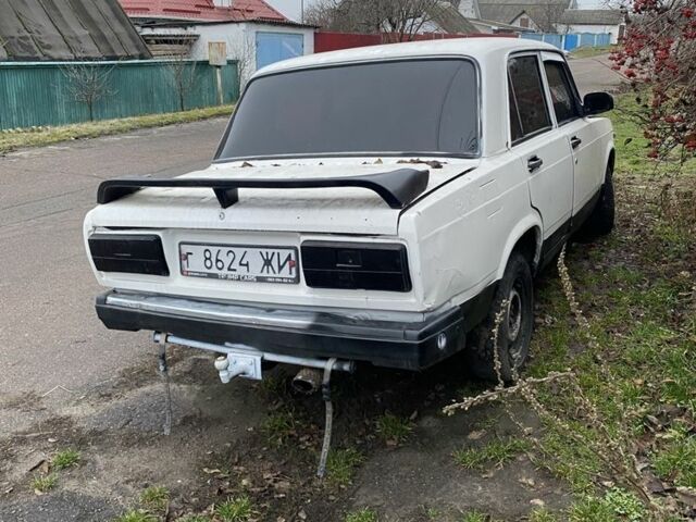 Білий ВАЗ 2107, об'ємом двигуна 0 л та пробігом 150 тис. км за 521 $, фото 2 на Automoto.ua