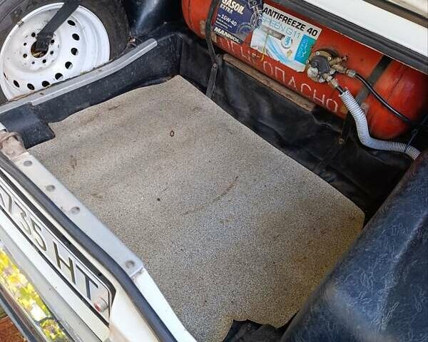 Білий ВАЗ 2107, об'ємом двигуна 0 л та пробігом 67 тис. км за 1000 $, фото 4 на Automoto.ua