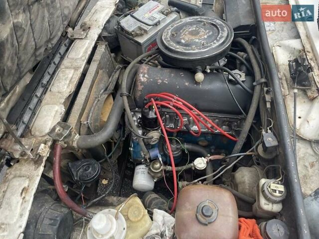 Белый ВАЗ 2107, объемом двигателя 1.6 л и пробегом 100 тыс. км за 638 $, фото 2 на Automoto.ua