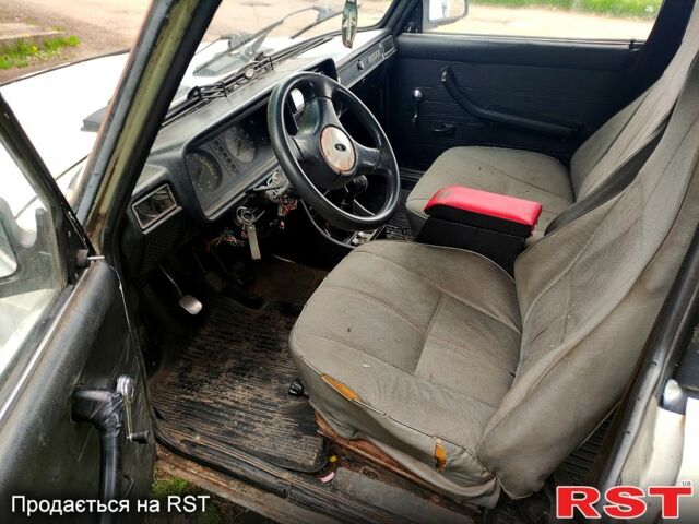 Белый ВАЗ 2107, объемом двигателя 1.6 л и пробегом 315 тыс. км за 300 $, фото 2 на Automoto.ua